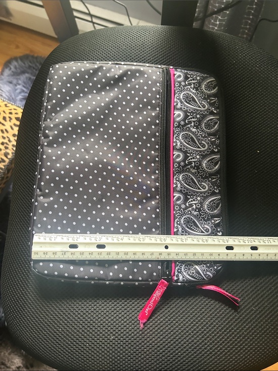 The Pampered Chef Other - Ipad or computer case